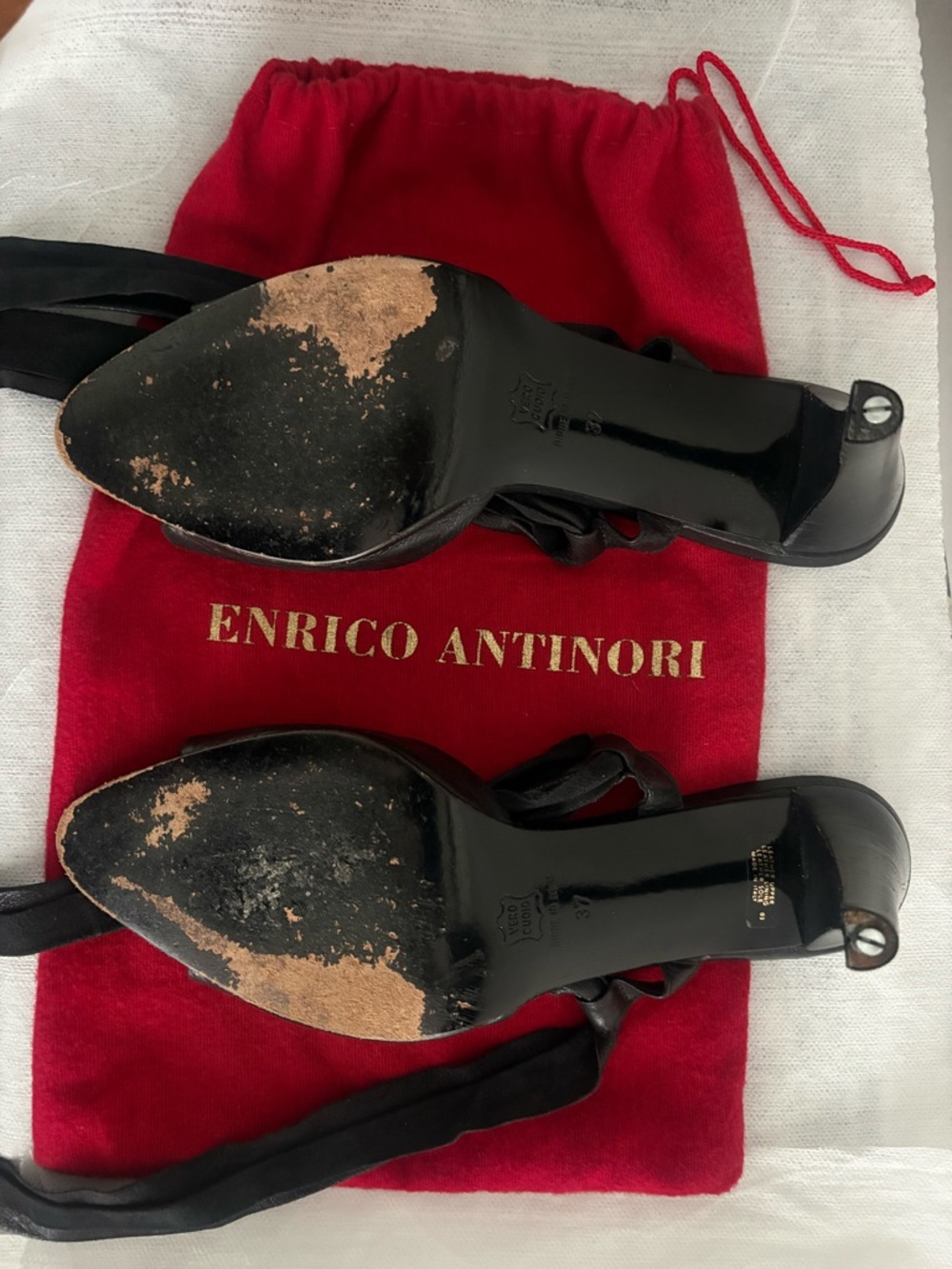 Vintage Enrico Antinori Black Leather strapped Heels - Picture 14 of 16